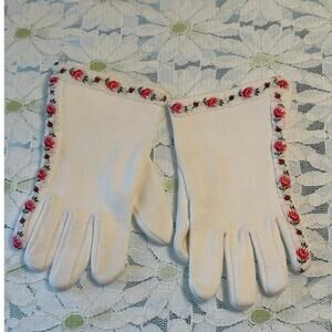 Vintage Nolan Children’s Wht Gloves Embroidered Roses, 3-5t, USA